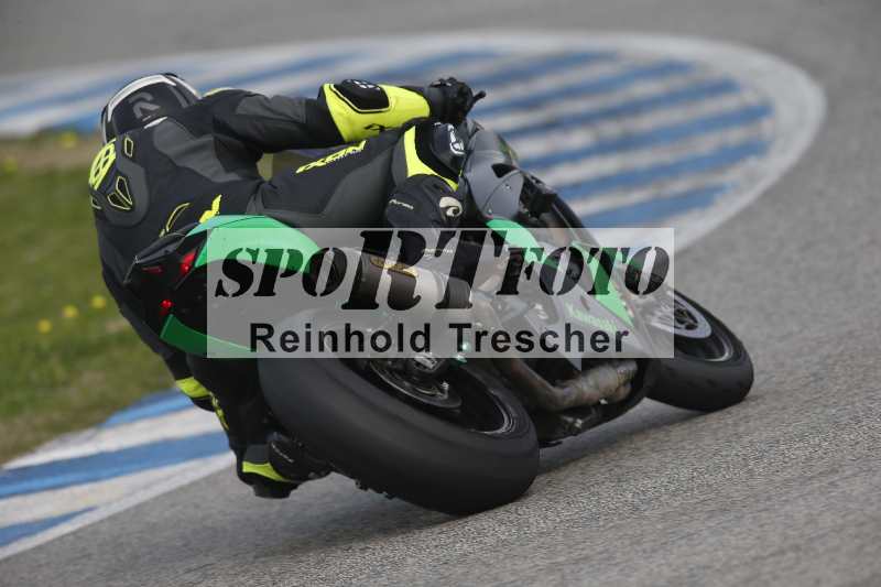 /Archiv-2024/01 26.-28.01.2024 Moto Center Thun Jerez/Gruppe gruen-green/48